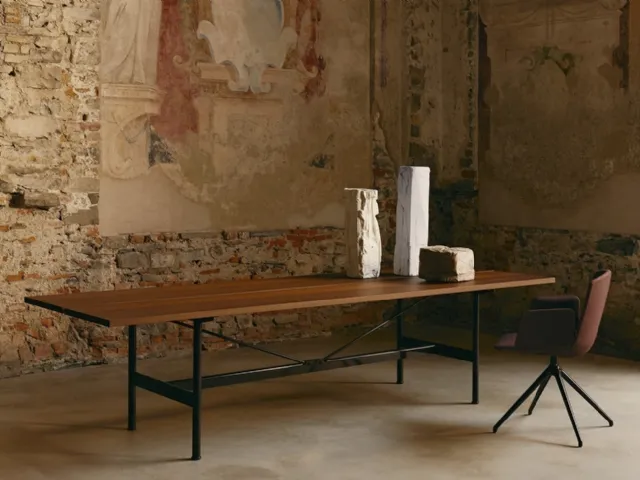 Zinco wood table by Desalto