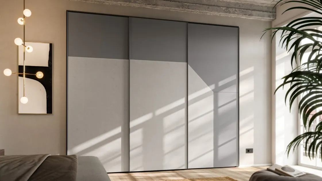 Custom-made wardrobe with Level UP + Climb UP 45 sliding door by Orme.