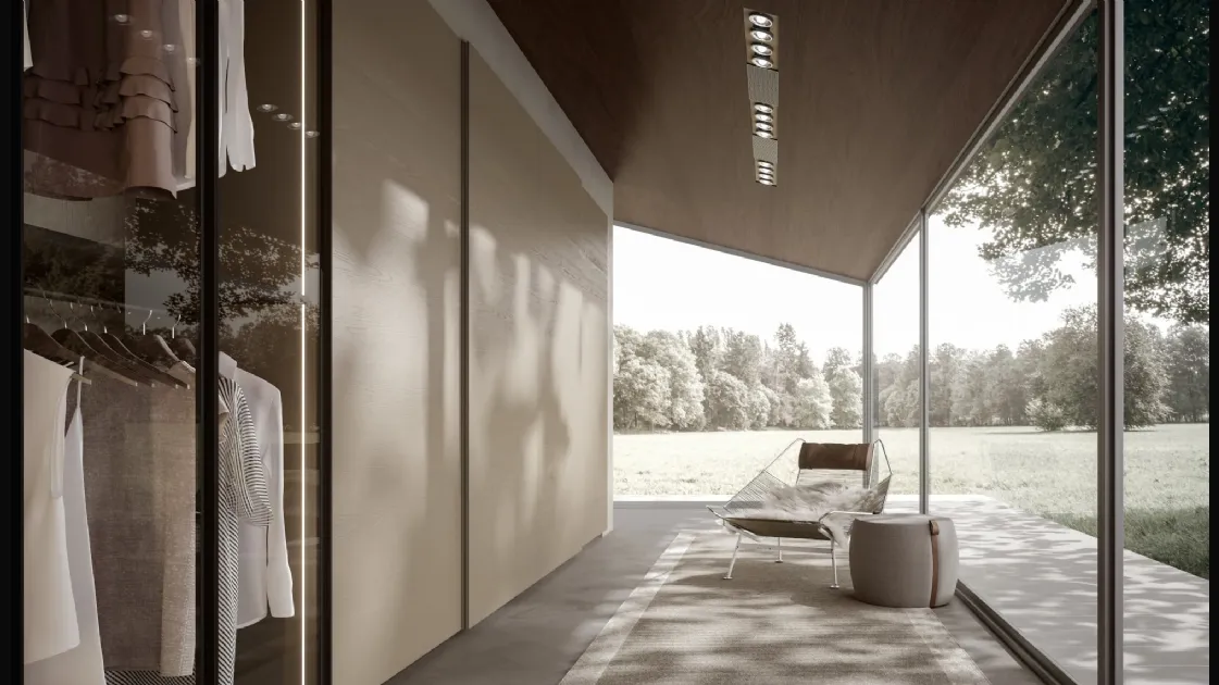 Wardrobe with sliding doors 