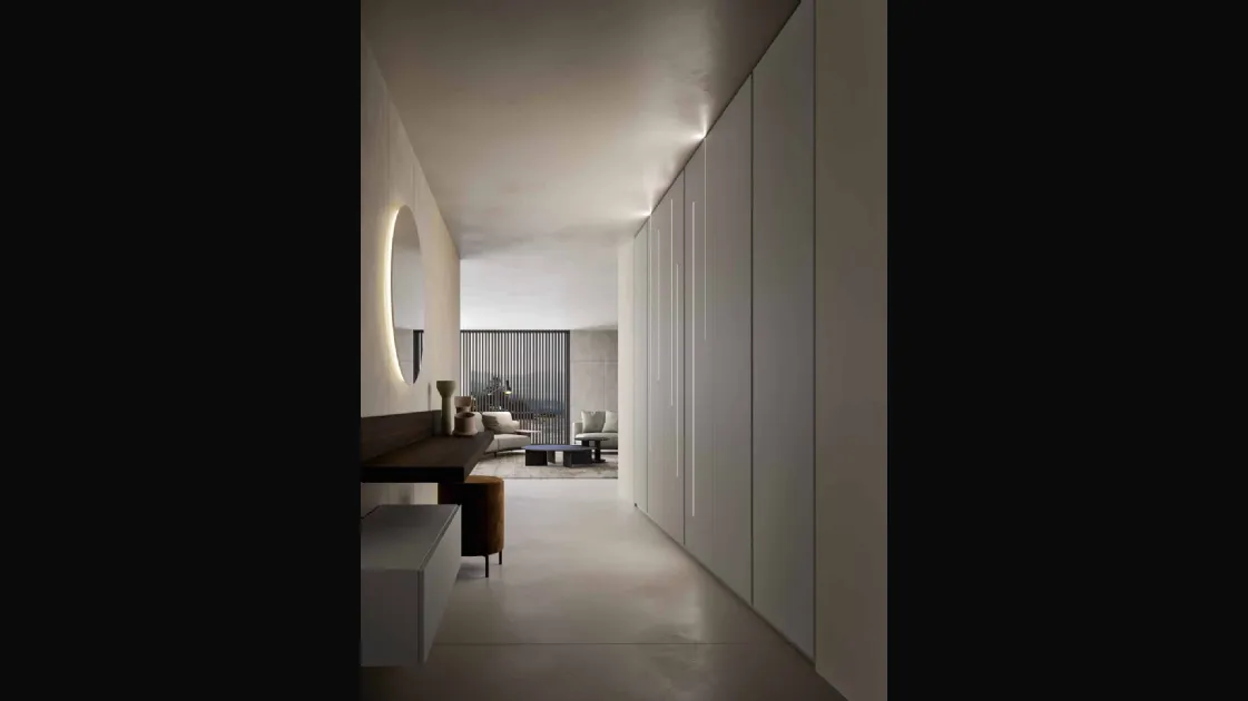 Lux hinged door wardrobe by Veneran.
