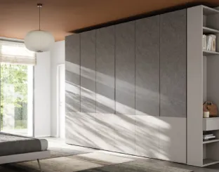 Wardrobe with swing doors Tratto Up 32 by Orme.