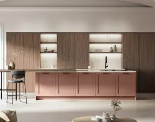 Classic kitchen in open-pore lacquer with Opera island by Arredo3
