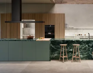 Design Kitchen with Impronta 05 Rima island in wood, Fenix and Gres by Doimo Cucine