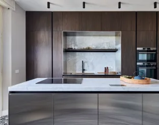 Modern All-Around D23 Kitchen in Walnut and Steel by Doimo Cucine