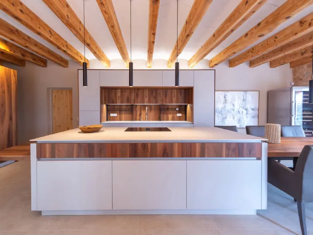 Modern Kitchen with All-Around Island D23 Walnut and Gray by Doimo Cucine