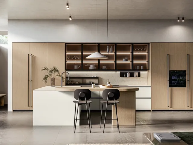 Modern kitchen with Asia 05 peninsula in lacquered and Arredo3 wood.