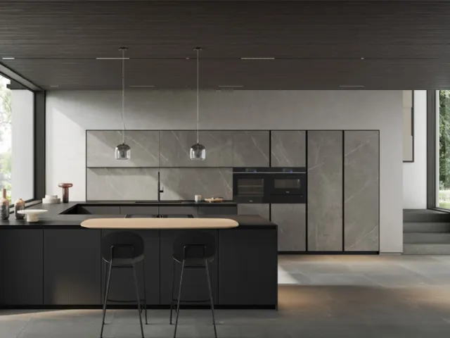 Modern Kitchen with Glass 04 Peninsula by Arredo3
