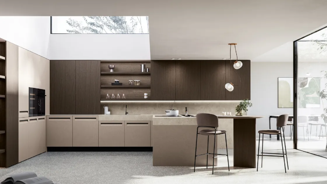 Modern kitchen with Tekna 02 island in pet and walnut by Arredo3.