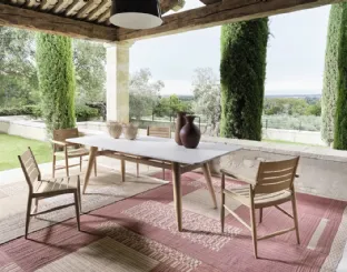 Eidos table in concrete by Gervasoni.