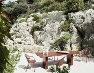 Eidos table in polystyrene with a concrete base by Gervasoni.