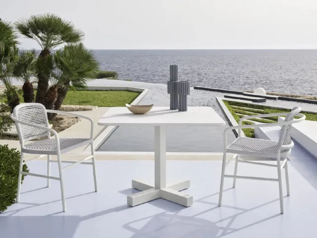 Square Inout coffee table by Gervasoni.